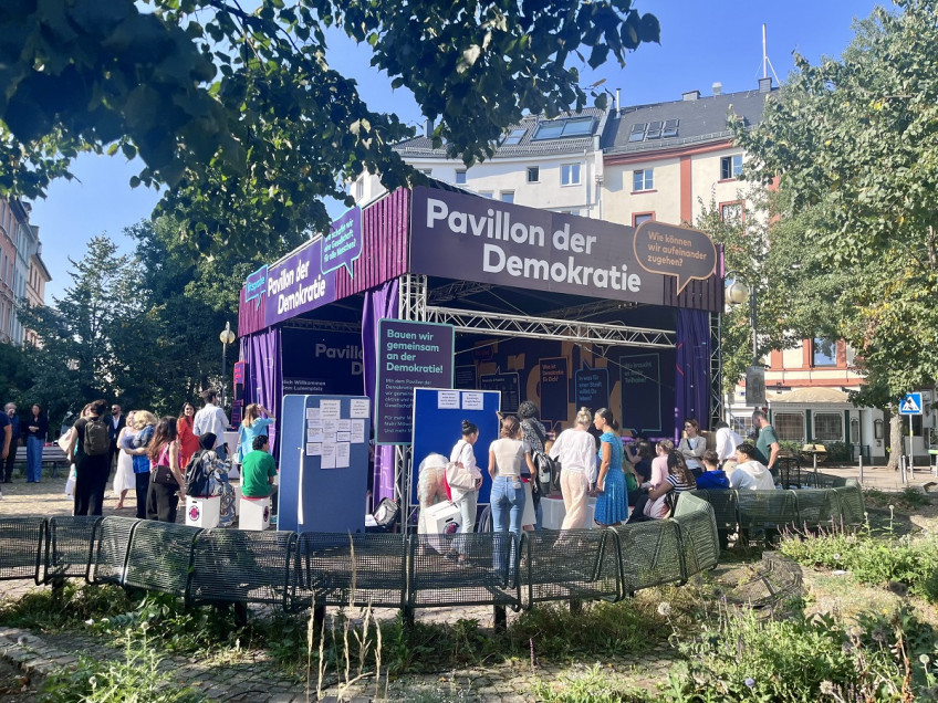 Der Pavillon auf dem Luisenplatz, Foto: Bremer/Stadt Frankfurt